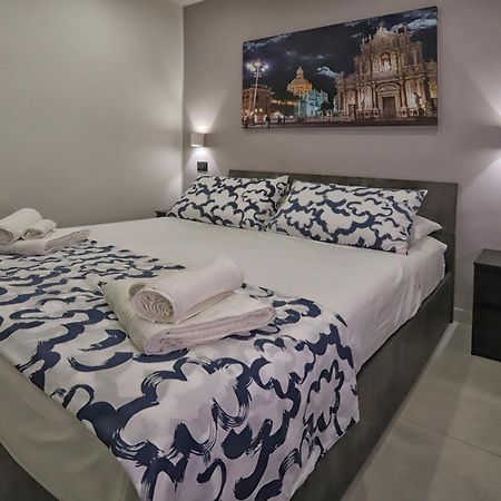 Vicolo 4 Apartment Катания Экстерьер фото