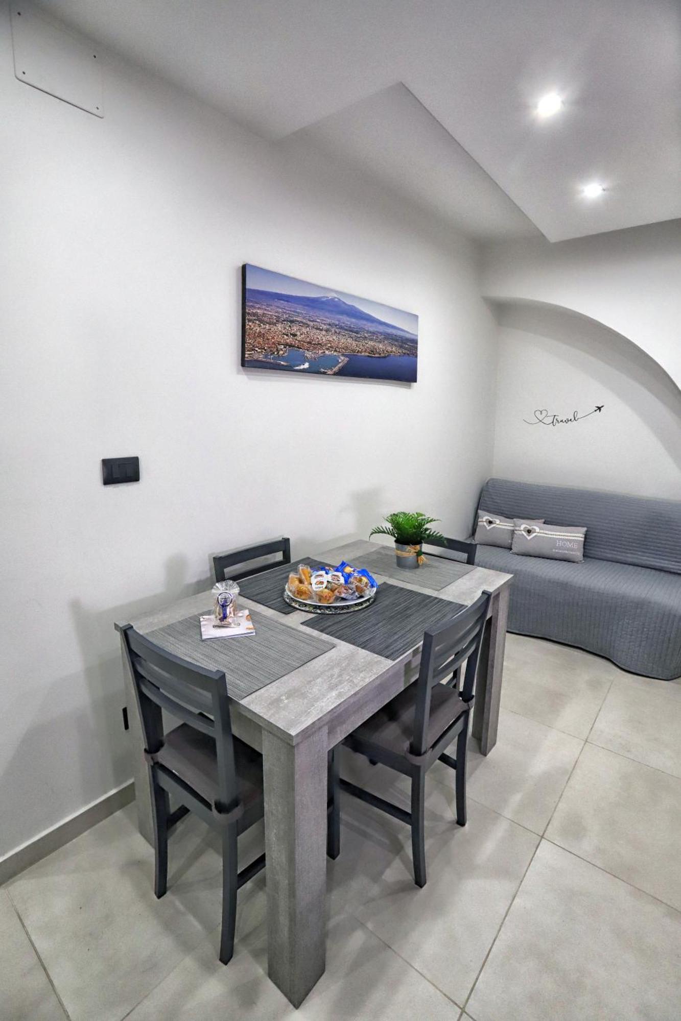 Vicolo 4 Apartment Катания Экстерьер фото